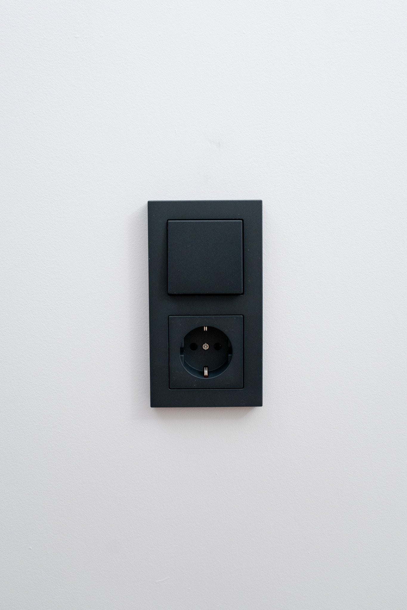 JUNG-Anthrazit-Matt-A550-Komfort, Uncategorized, Anders Smart