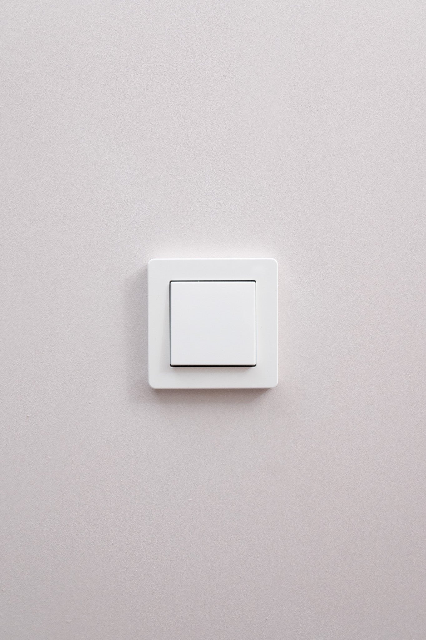 JUNG-Weiß-Glänzend-A Flow-Standard, Uncategorized, Anders Smart
