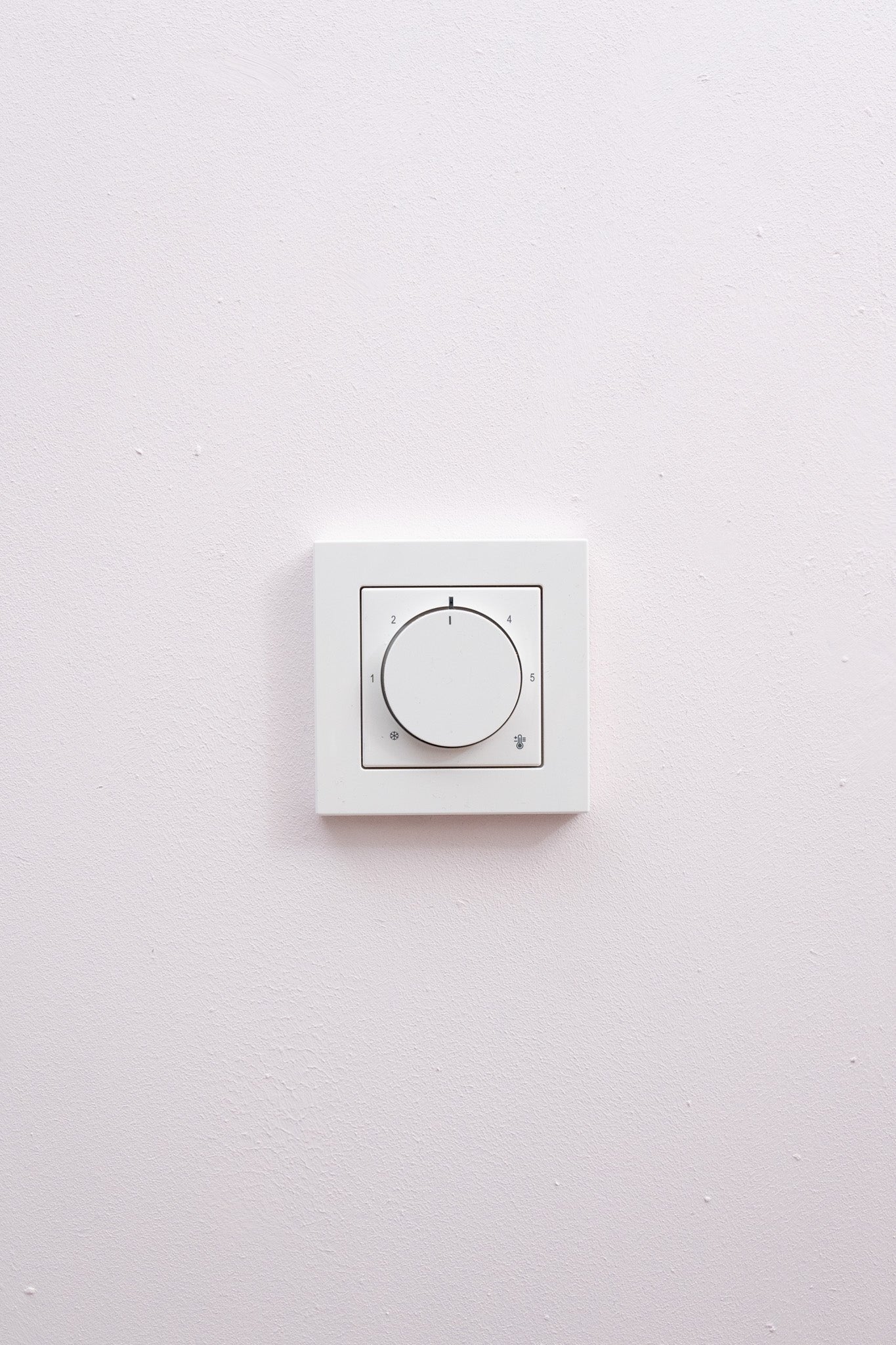 RTF-Analog-JUNG-Weiß-Glänzend-A550, Uncategorized, Anders Smart