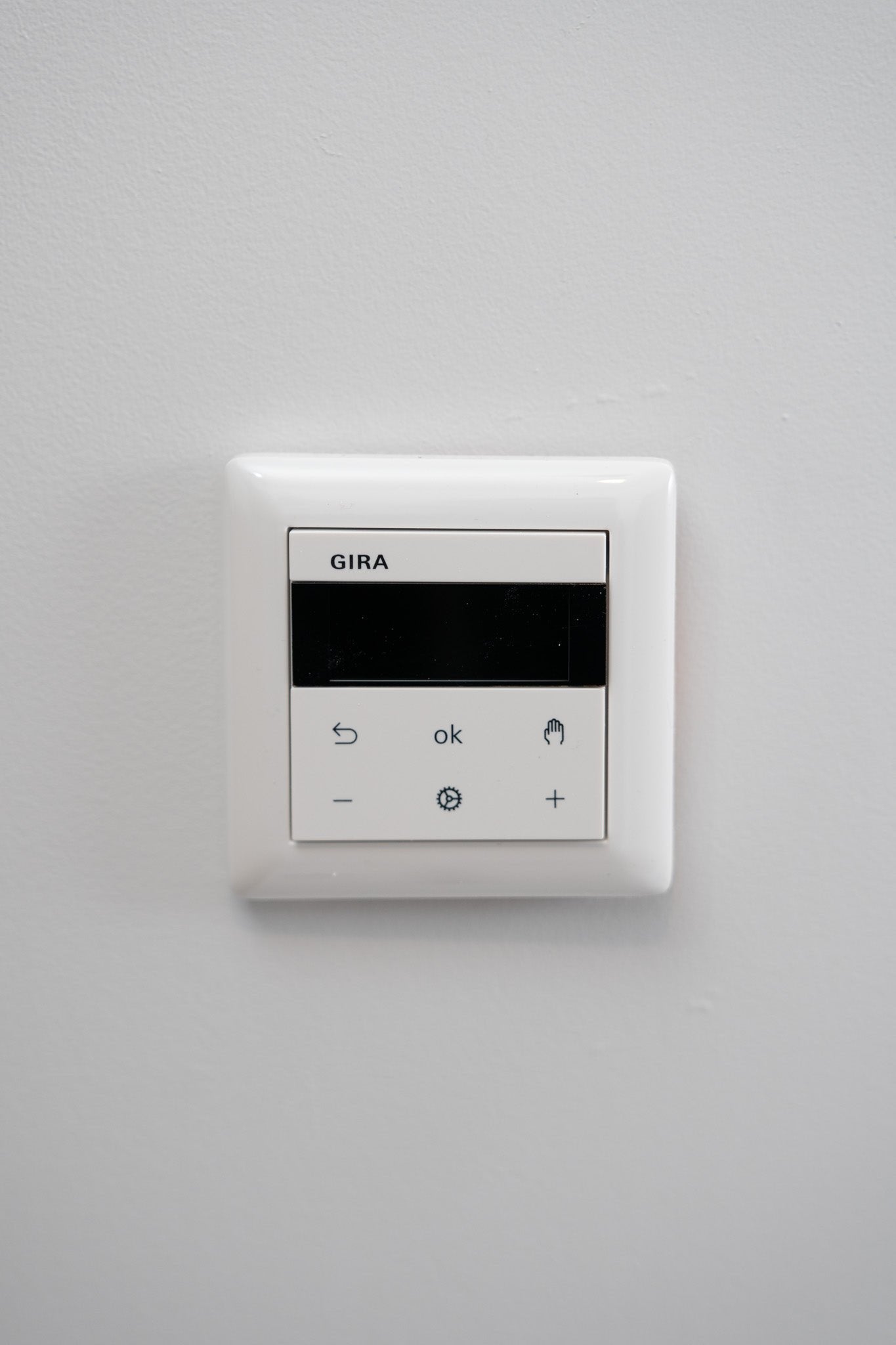 RTF-Digital-Gira-Reinweiß-Glänzend-S55, Uncategorized, Anders Smart