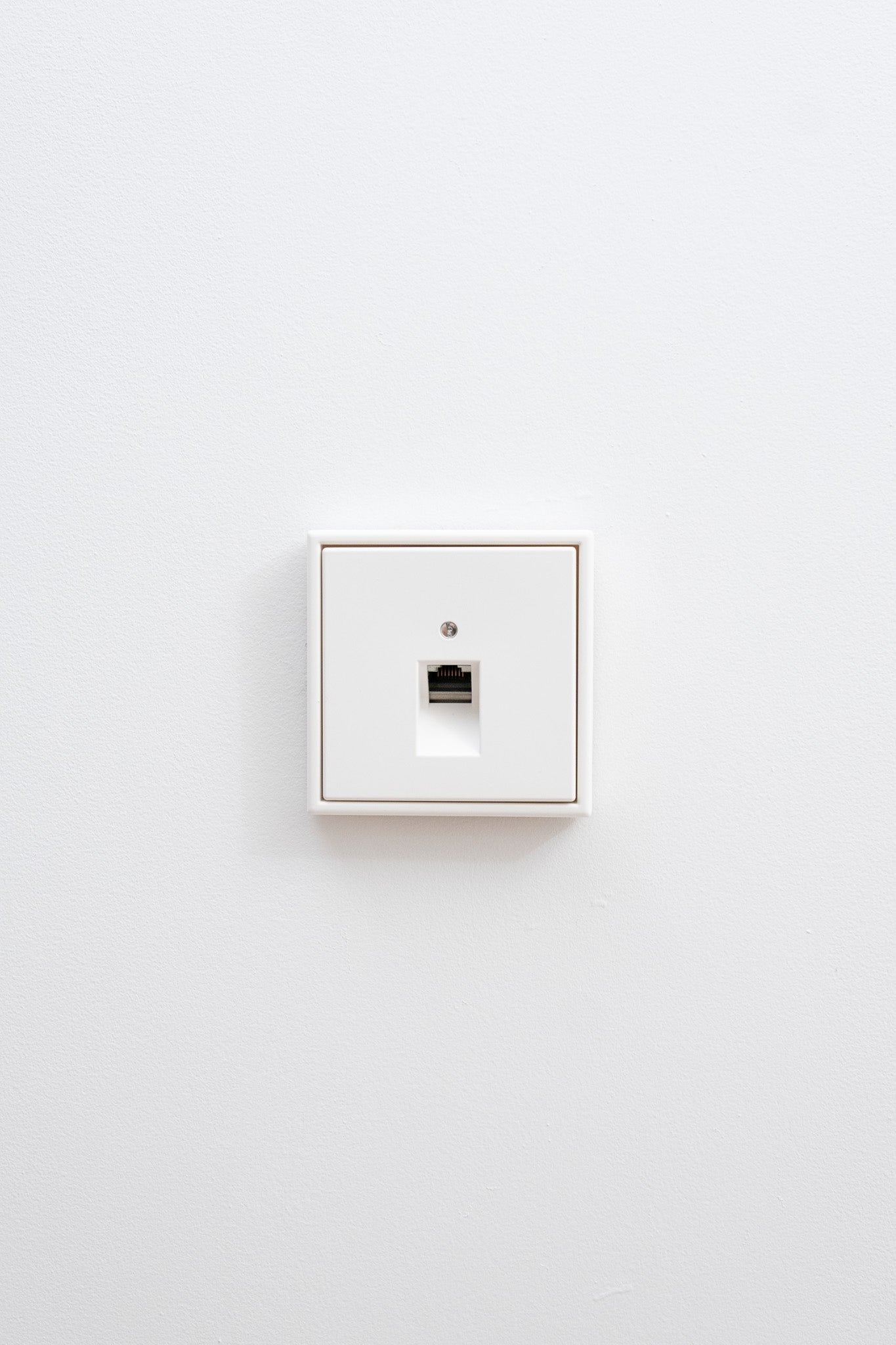 JUNG-Schneeweiß-Matt-LS-Komfort, Uncategorized, Anders Smart