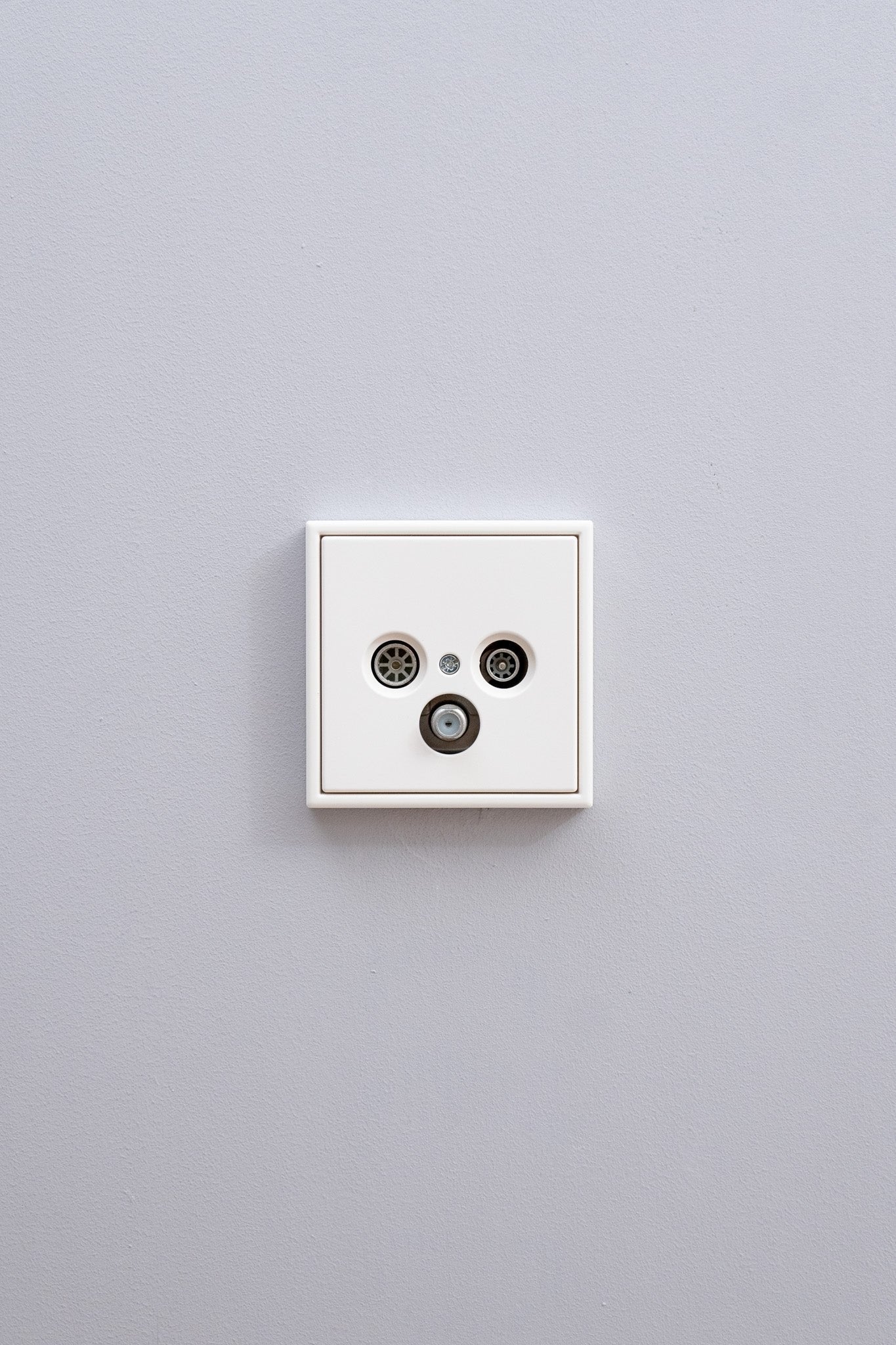 JUNG-Schneeweiß-Matt-LS-Komfort, Uncategorized, Anders Smart
