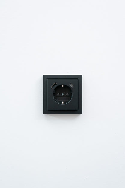 Busch Jaeger-Schwarz-Matt-Future Linear-Komfort, Uncategorized, Anders Smart
