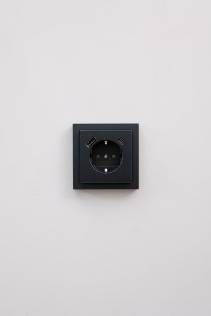 Busch Jaeger-Schwarz-Matt-Future Linear-Komfort, Uncategorized, Anders Smart