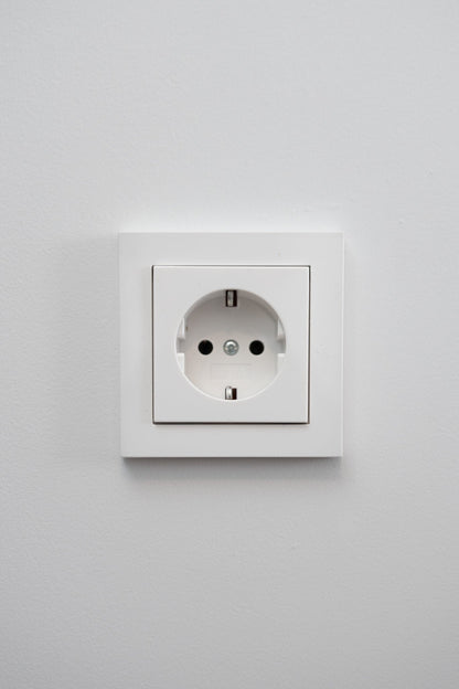Gira-Weiß-Glänzend-E2-Standard, Uncategorized, Anders Smart