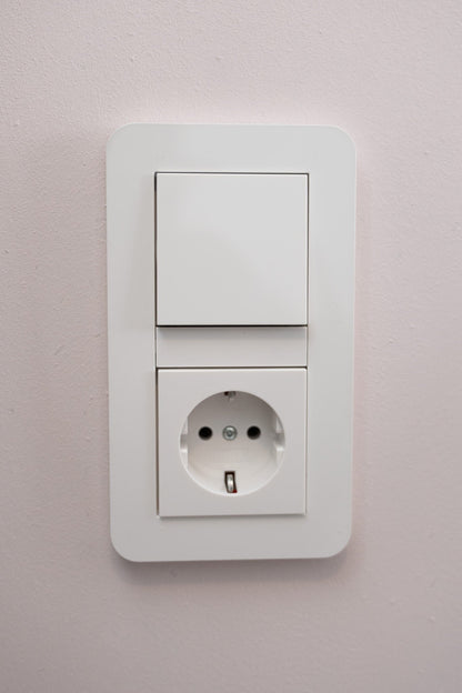 Gira-Weiß-Glänzend-E3-Komfort, Uncategorized, Anders Smart