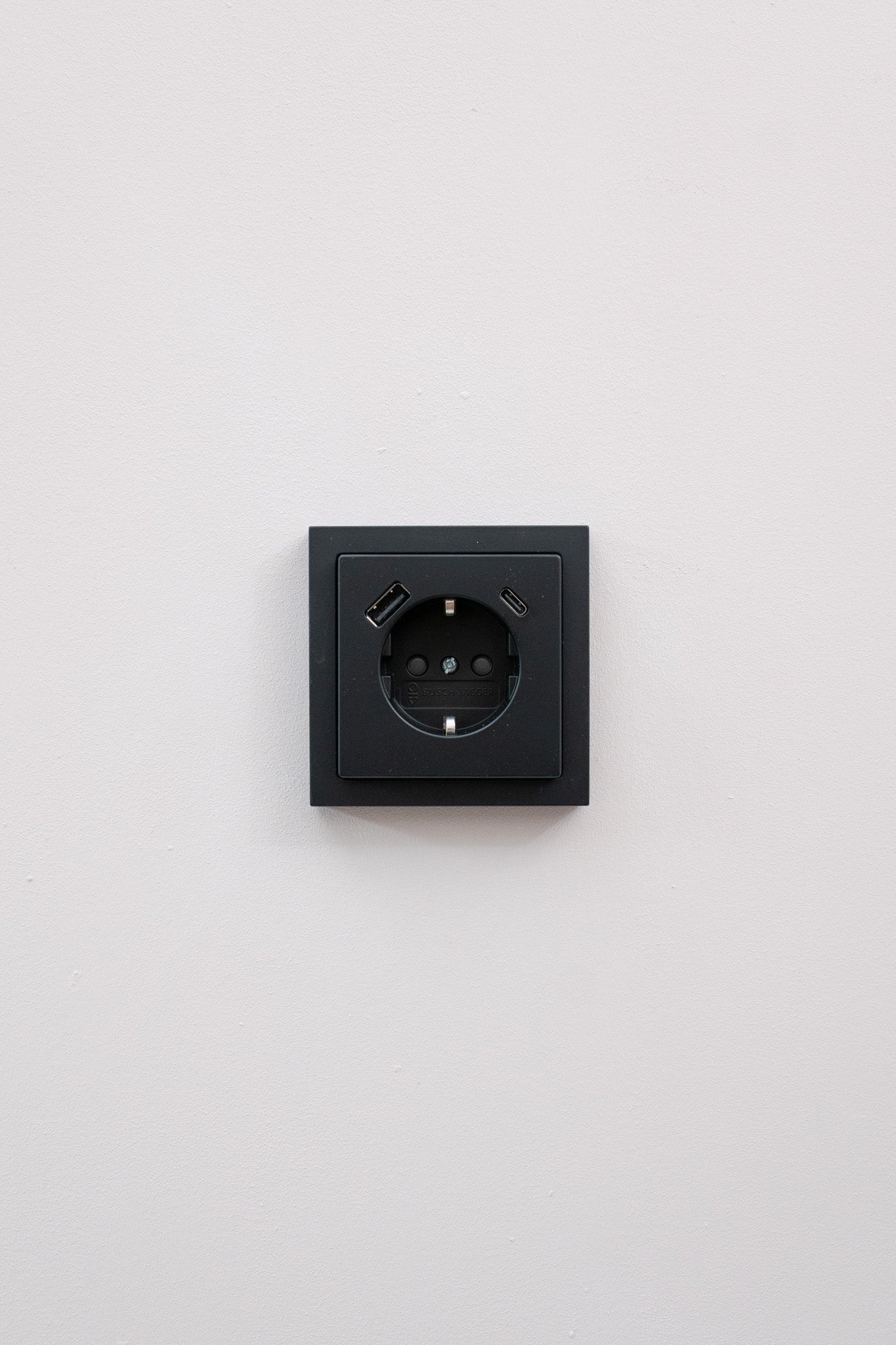 214.BJ schwarz matt-Future Linear--Komfort, Anders Smart