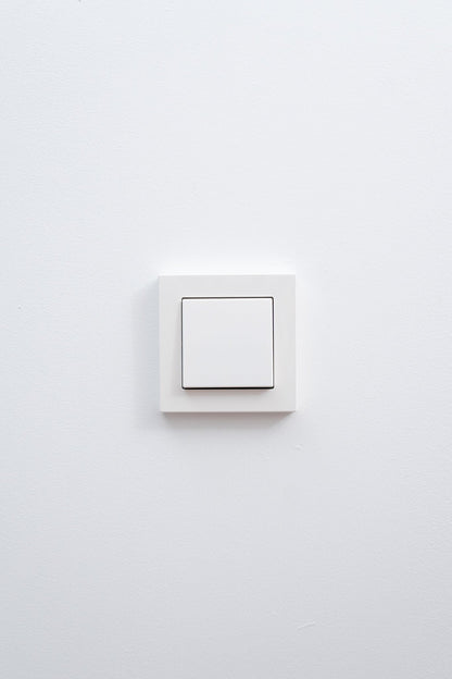 JUNG-Weiß-Glänzend-A550-Standard, Uncategorized, Anders Smart