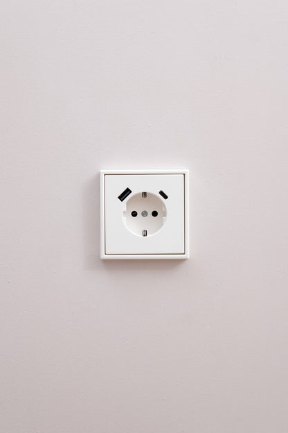JUNG-Schneeweiß-Matt-LS-Komfort, Uncategorized, Anders Smart