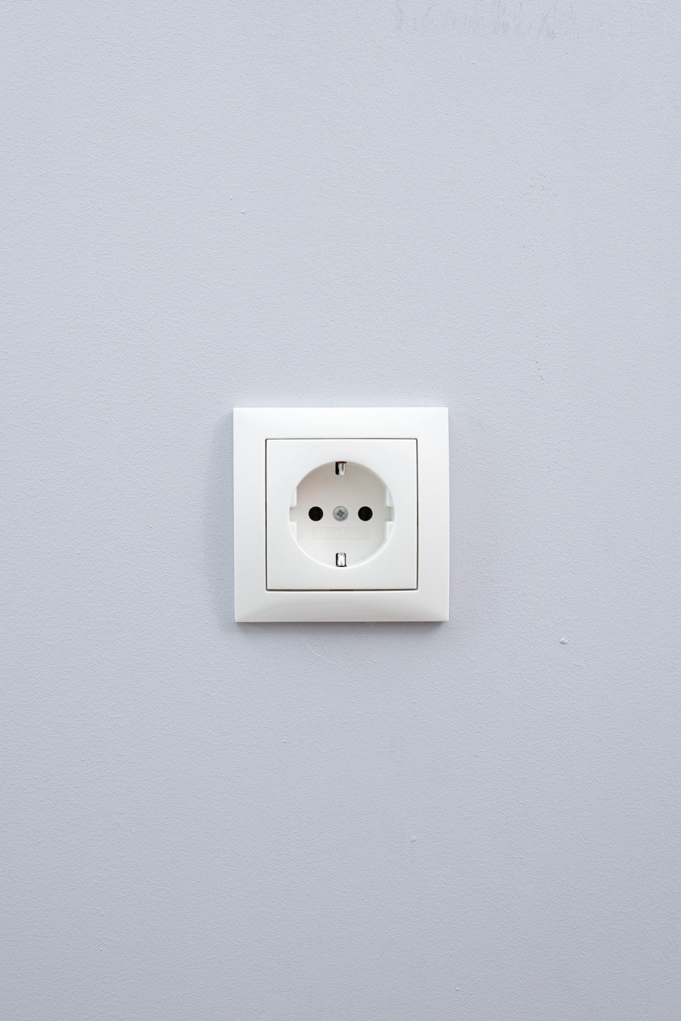 Berker-Polarweiß-Glänzend-S.1-Standard, Uncategorized, Anders Smart