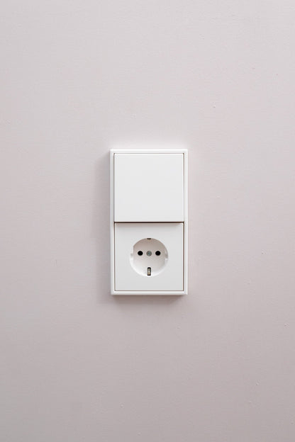 JUNG-Schneeweiß-Matt-LS-Komfort, Uncategorized, Anders Smart