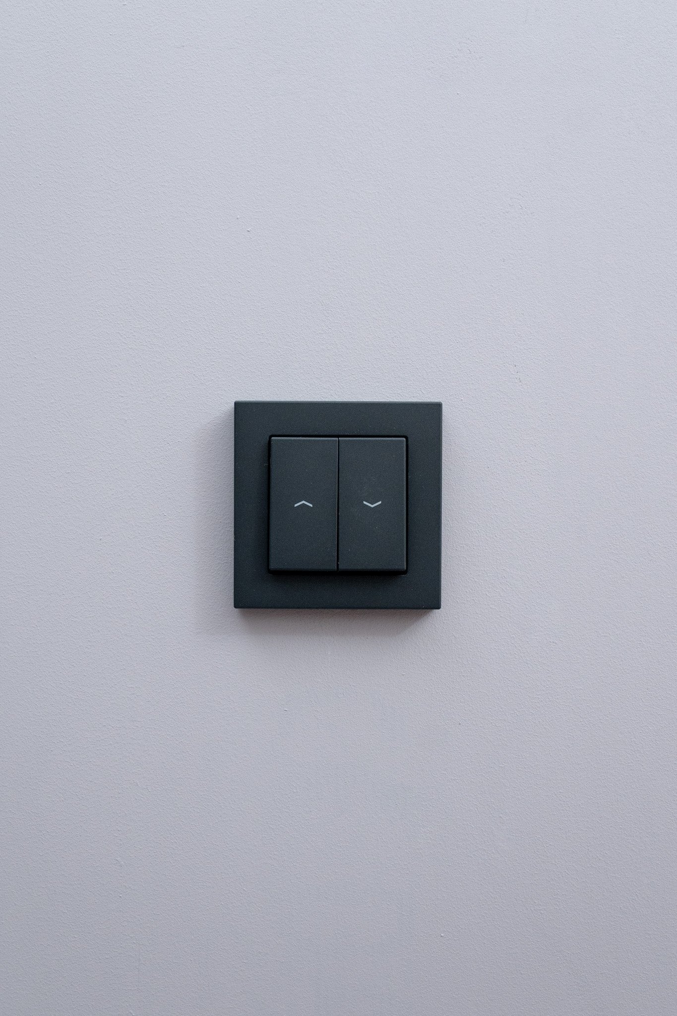 Jalousie-Analog-JUNG-Anthrazit-Matt-A550, Uncategorized, Anders Smart