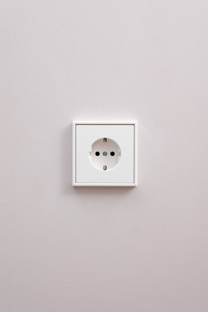 JUNG-Schneeweiß-Matt-LS-Komfort, Uncategorized, Anders Smart