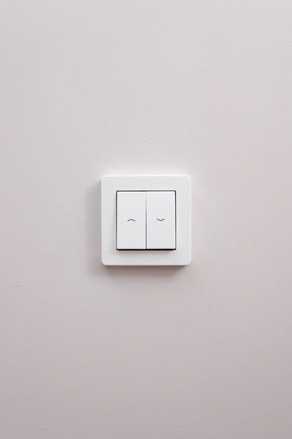Jalousie-Analog-JUNG-Weiß-Glänzend-A Flow, Uncategorized, Anders Smart