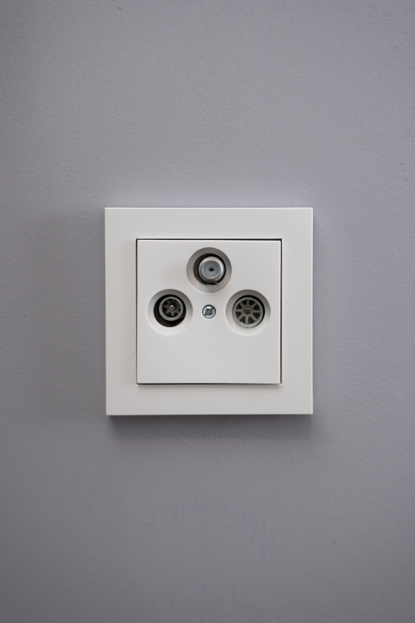 Gira-Weiß-Glänzend-E2-Standard, Uncategorized, Anders Smart