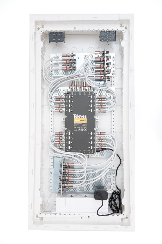 SAT-Verteiler – 16 Teilnehmer - Aufputz, Uncategorized, Anders Smart