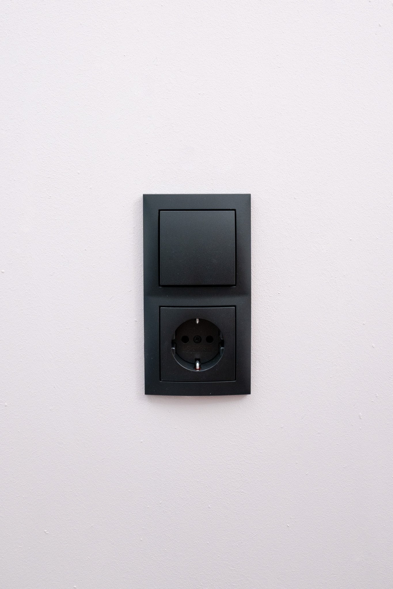 Berker-Anthrazit-Matt-S.1-Standard, Uncategorized, Anders Smart