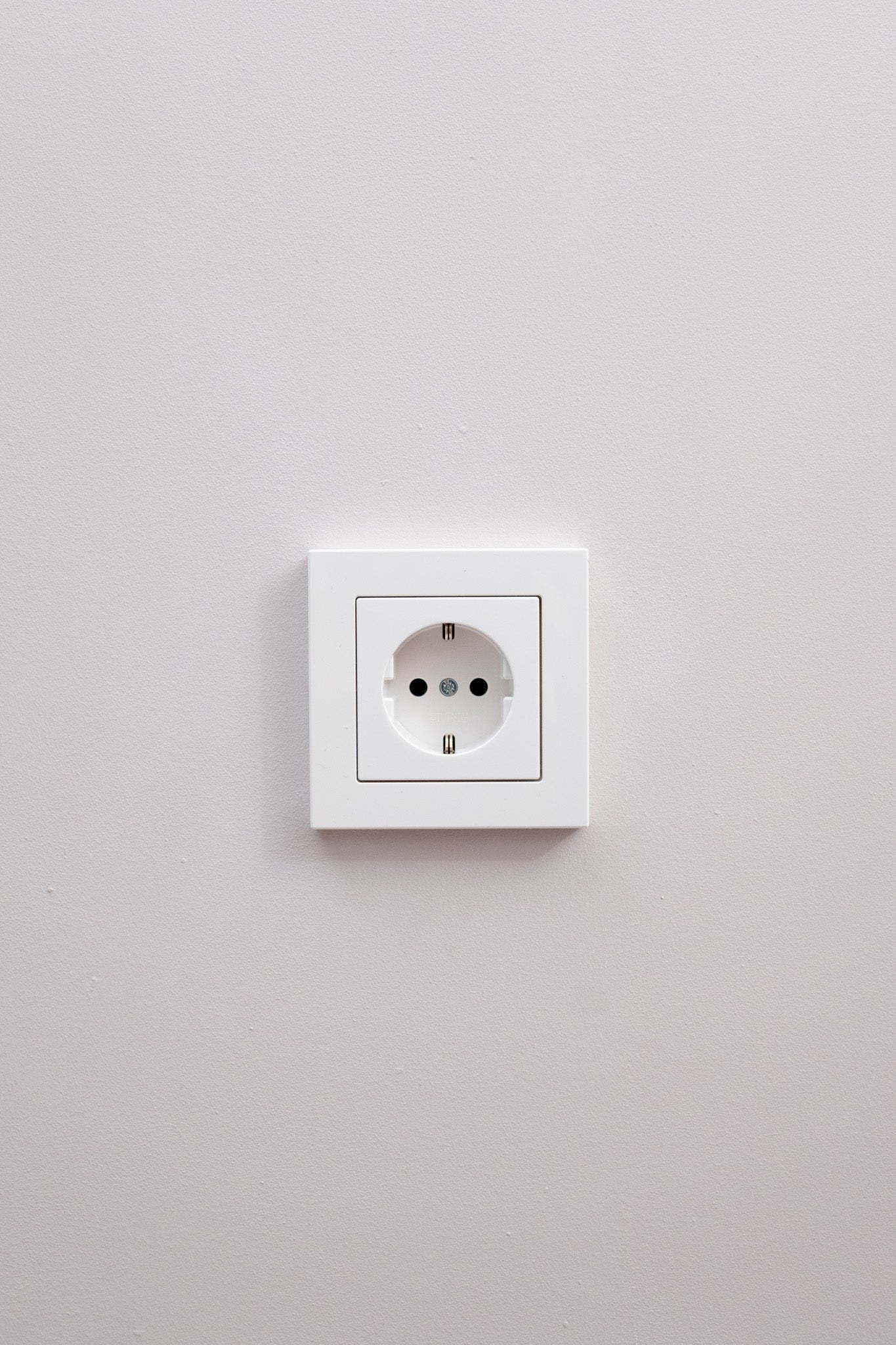 JUNG-Weiß-Glänzend-A550-Standard, Uncategorized, Anders Smart