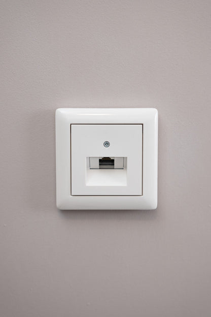 Gira-Weiß-Glänzend-S55-Standard, Uncategorized, Anders Smart