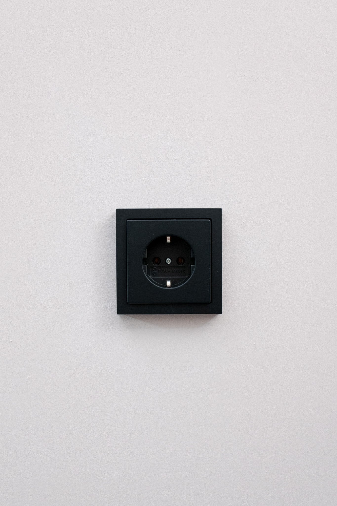 Busch Jaeger-Schwarz-Matt-Future Linear-Standard, Uncategorized, Anders Smart