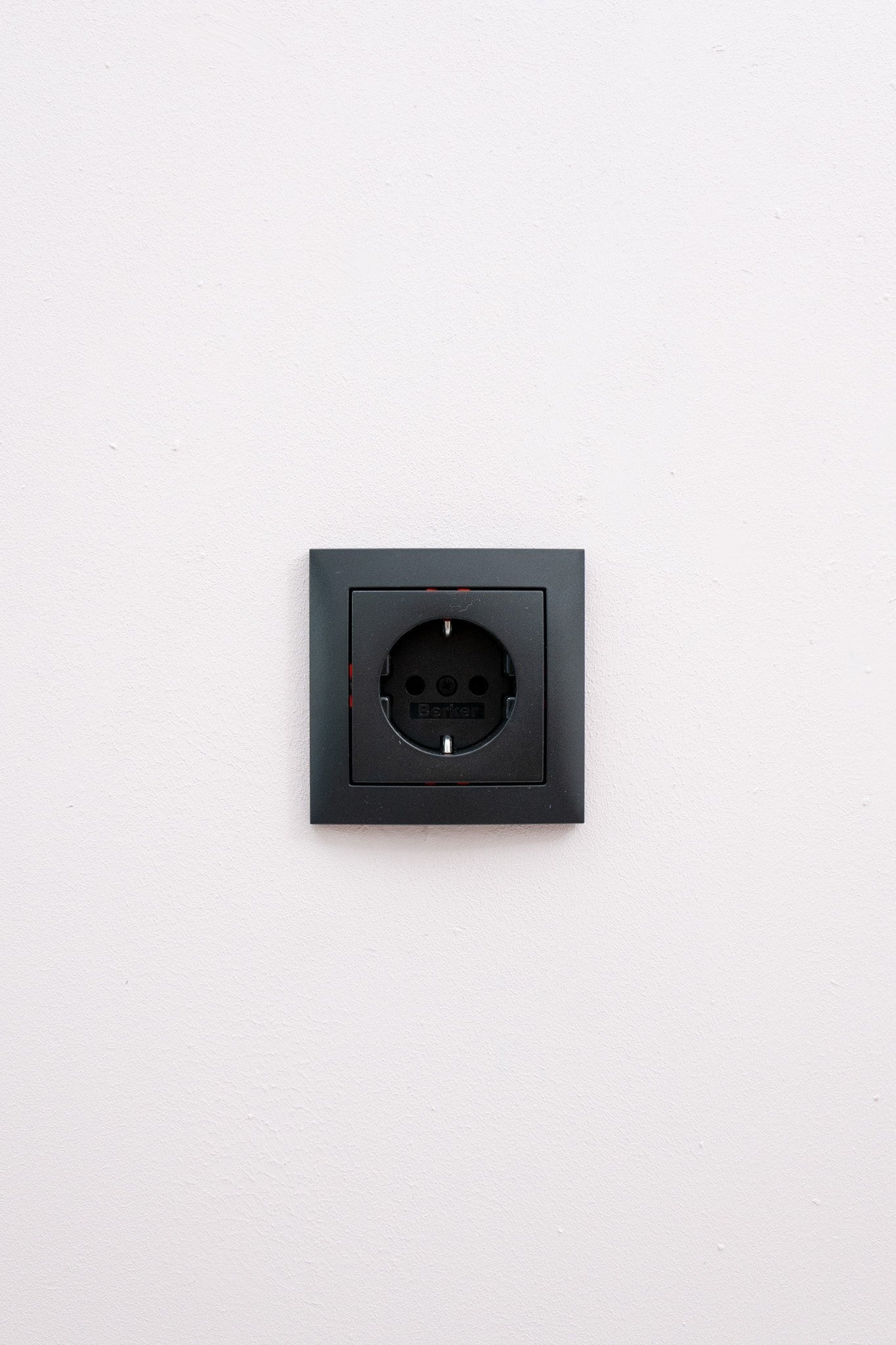 Berker-Anthrazit-Matt-S.1-Standard, Uncategorized, Anders Smart