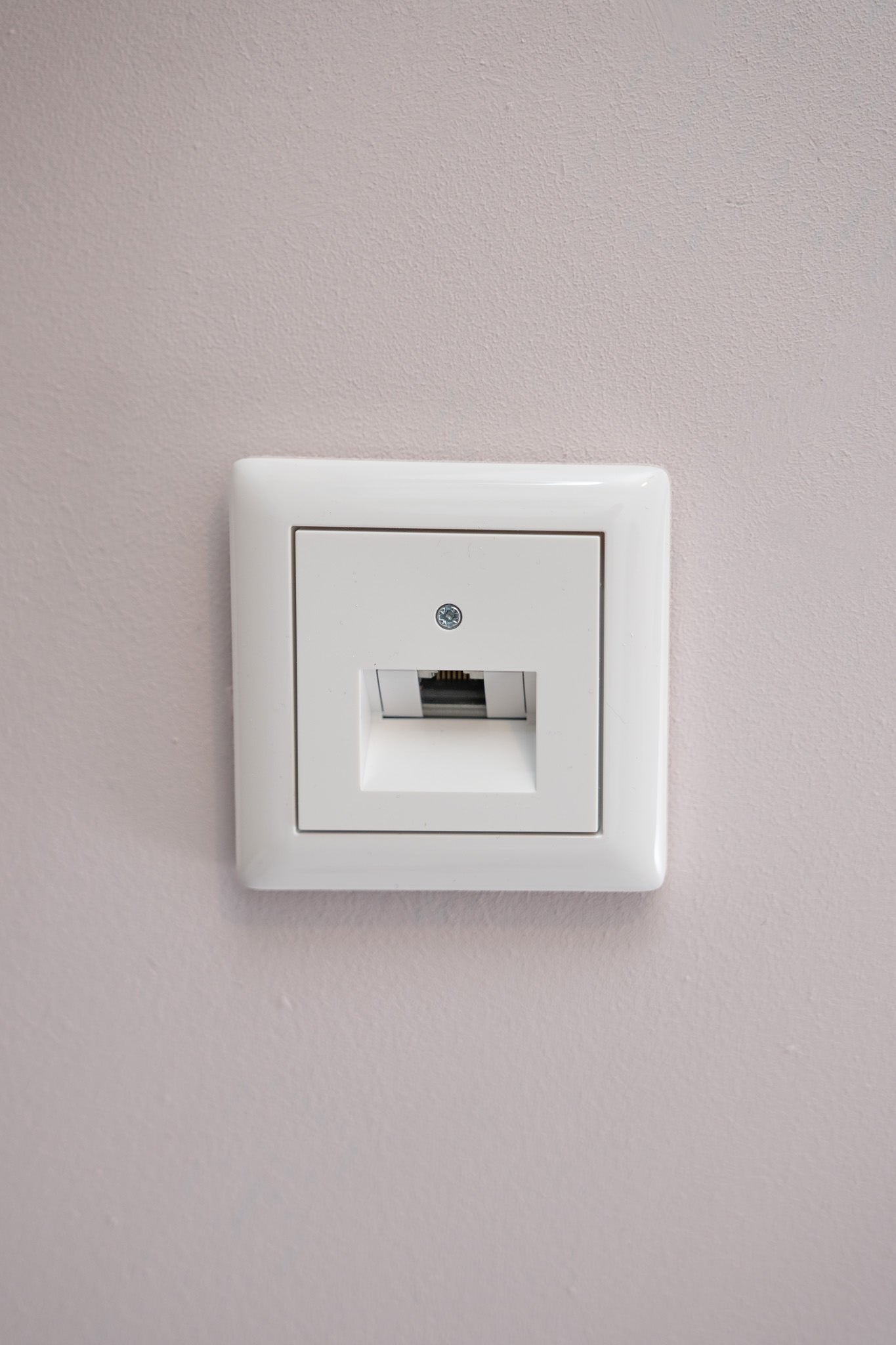 Gira-Weiß-Glänzend-S55-Standard, Uncategorized, Anders Smart