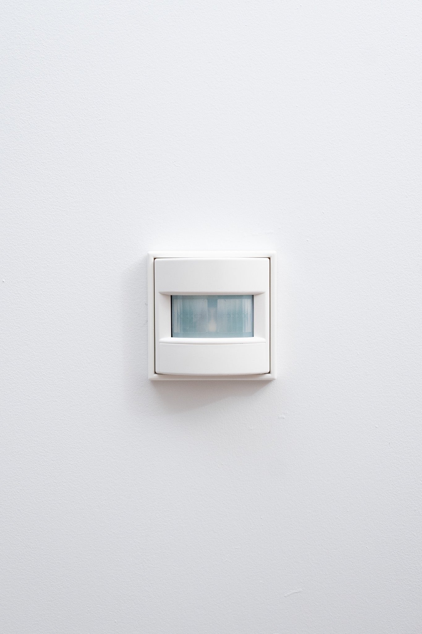 JUNG-Schneeweiß-Matt-LS-Komfort, Uncategorized, Anders Smart