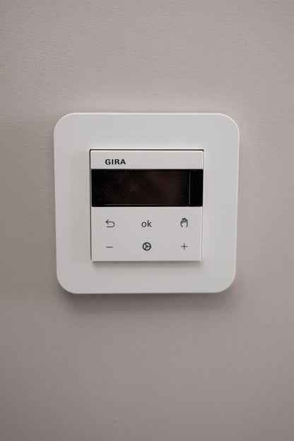 RTF-Digital-Gira-Reinweiß-Glänzend-E3, Uncategorized, Anders Smart