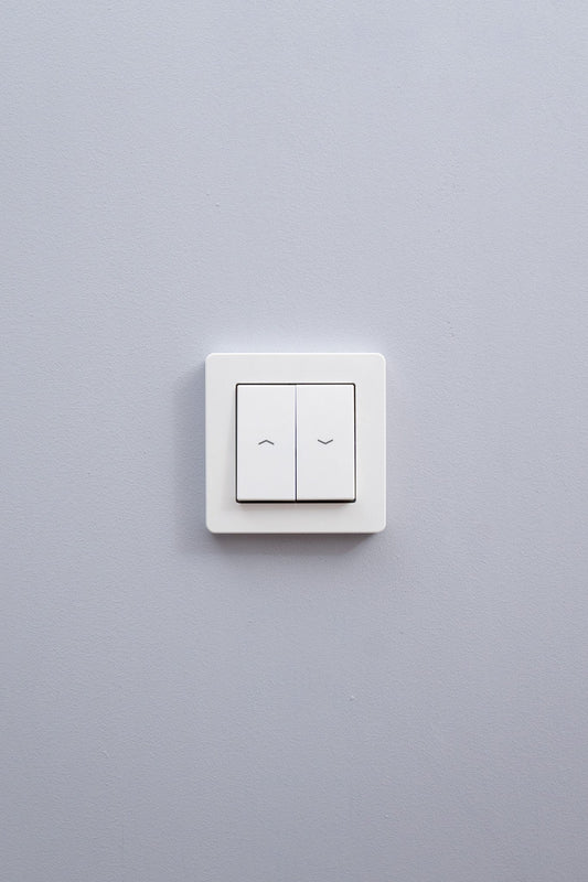 Jalousie-Analog-JUNG-Weiß-Glänzend-A Flow, Uncategorized, Anders Smart
