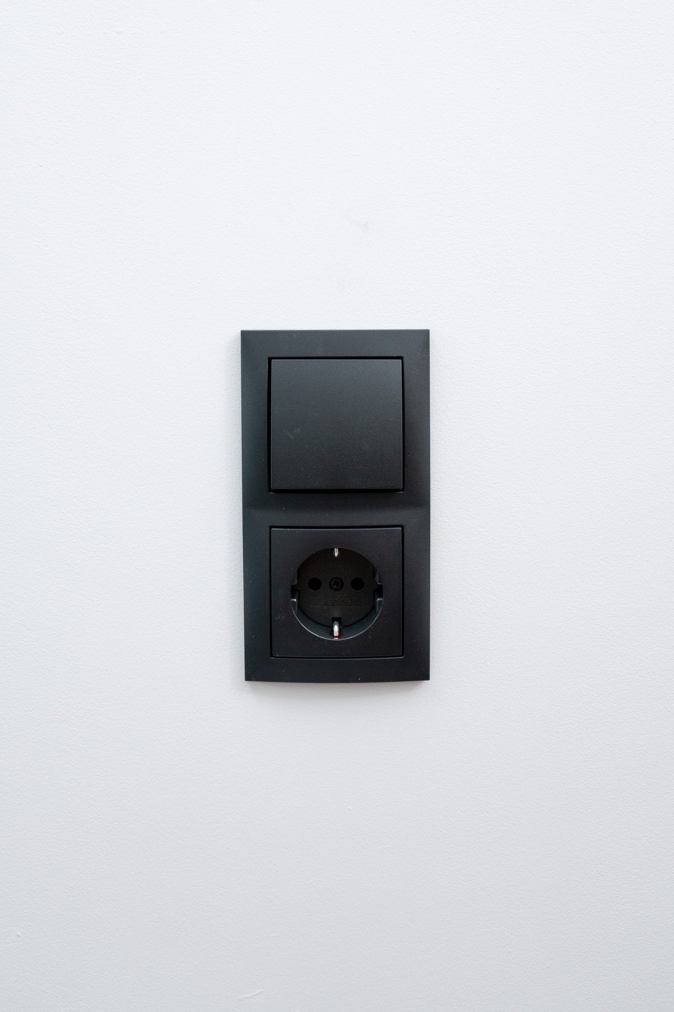 Berker-Anthrazit-Matt-S.1-Standard, Uncategorized, Anders Smart