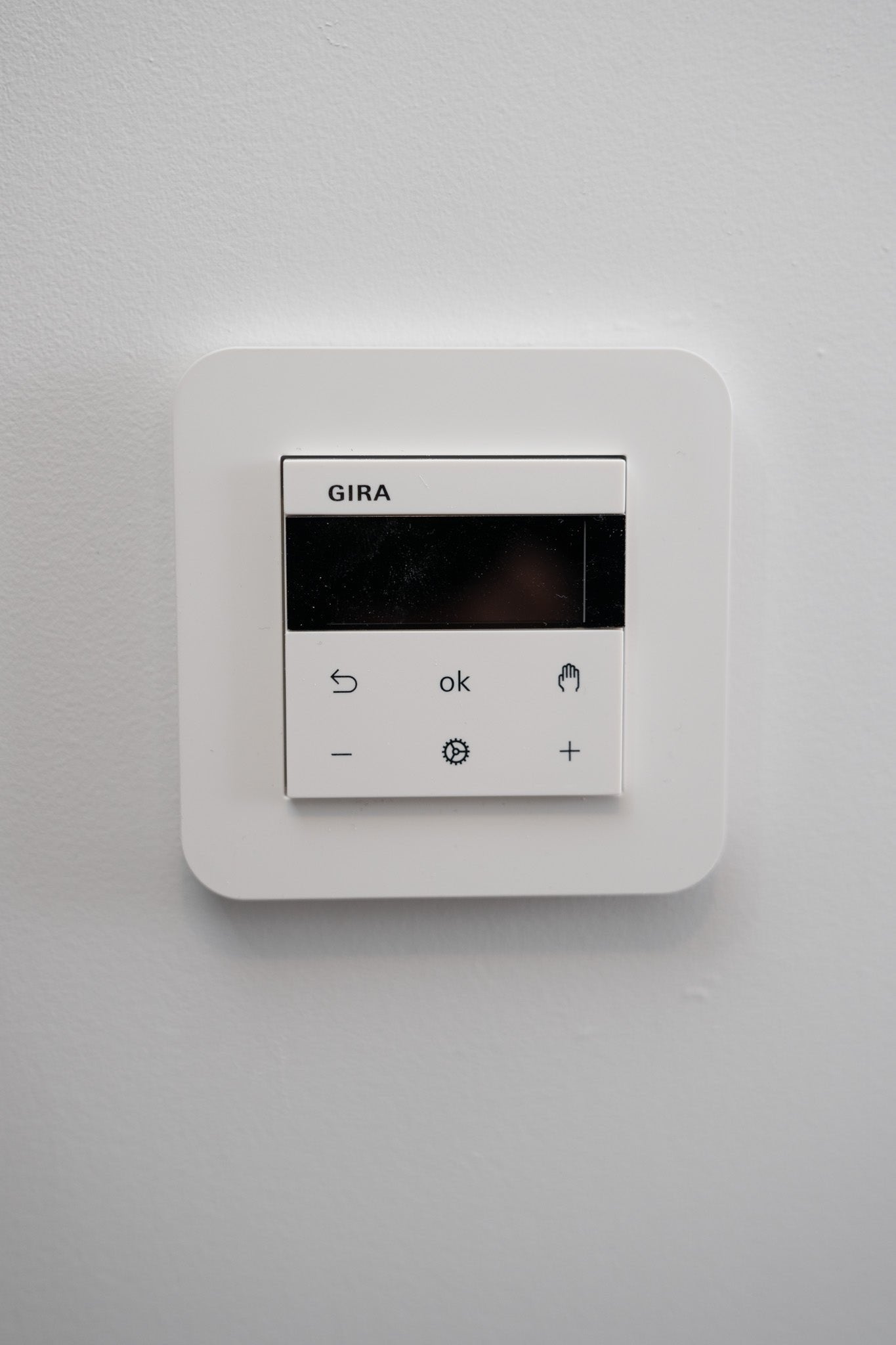 RTF-Digital-Gira-Reinweiß-Glänzend-E3, Uncategorized, Anders Smart