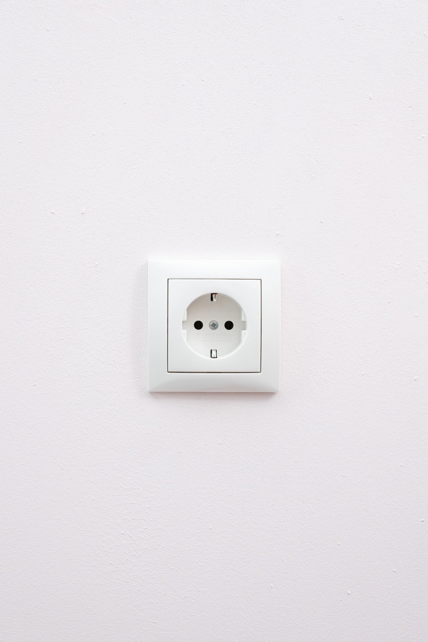 Berker-Polarweiß-Glänzend-S.1-Standard, Uncategorized, Anders Smart
