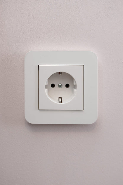 Gira-Weiß-Glänzend-E3-Standard, Uncategorized, Anders Smart