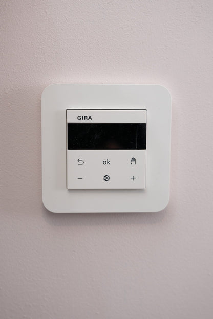 RTF-Digital-Gira-Reinweiß-Glänzend-E3, Uncategorized, Anders Smart