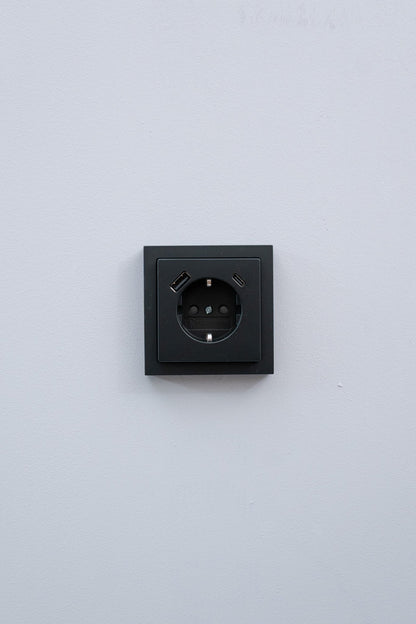 214.BJ schwarz matt-Future Linear--Komfort, Anders Smart