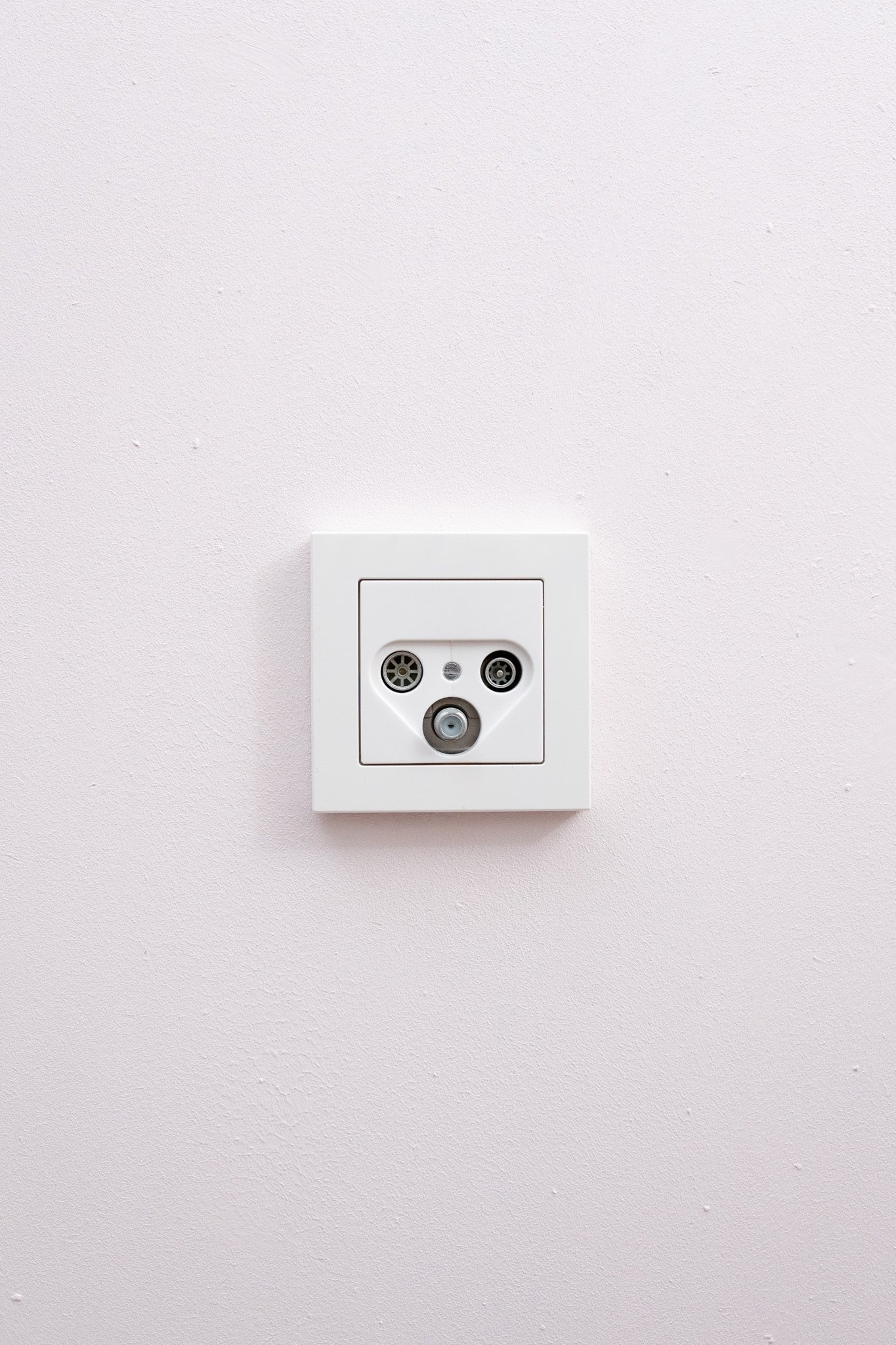 JUNG-Weiß-Glänzend-A550-Standard, Uncategorized, Anders Smart