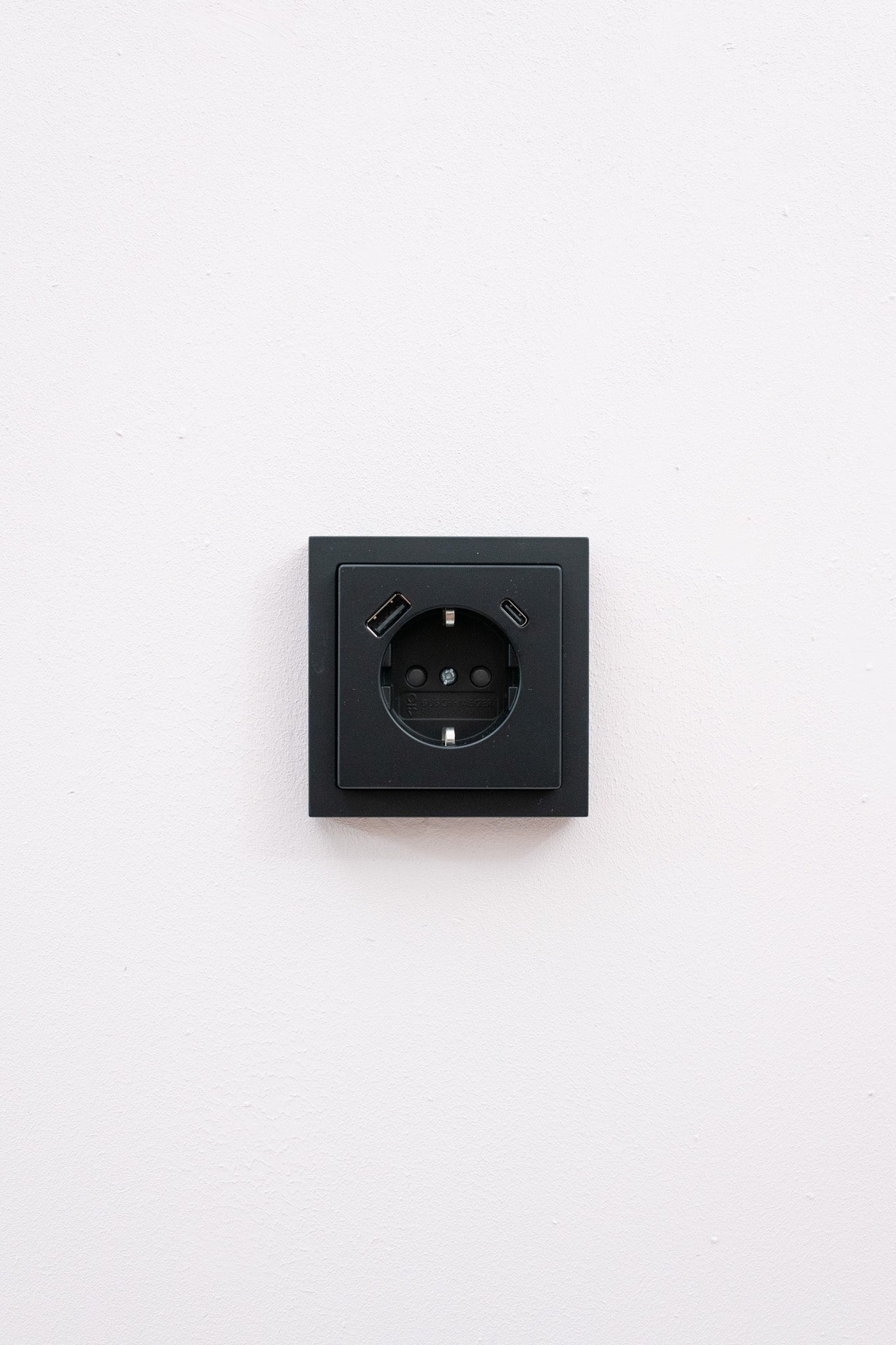 214.BJ schwarz matt-Future Linear--Komfort, Anders Smart