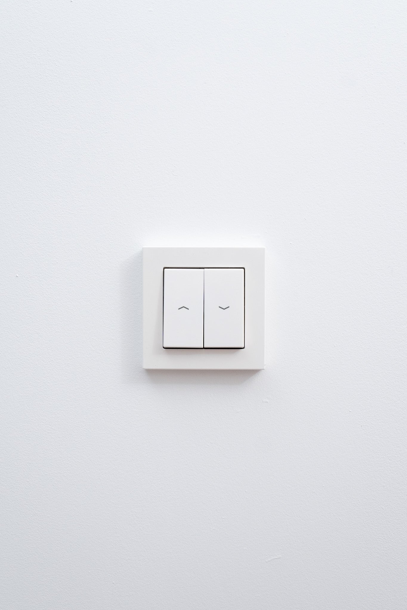 Jalousie-Analog-JUNG-Weiß-Glänzend-A550, Uncategorized, Anders Smart