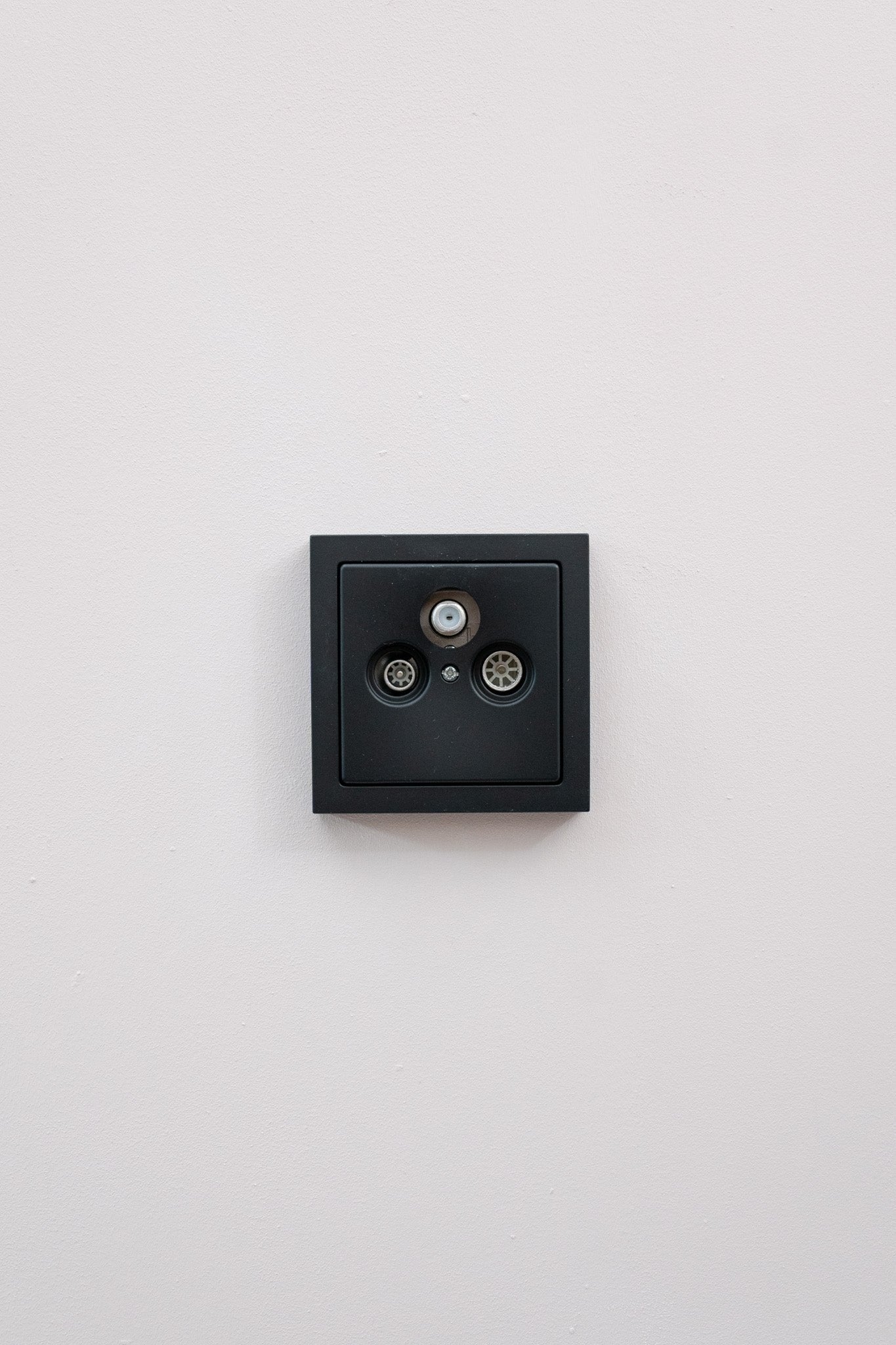 Busch Jaeger-Schwarz-Matt-Future Linear-Standard, Uncategorized, Anders Smart