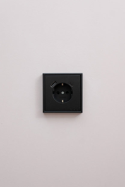 JUNG-Schwarz-Matt-LS-Komfort, Uncategorized, Anders Smart