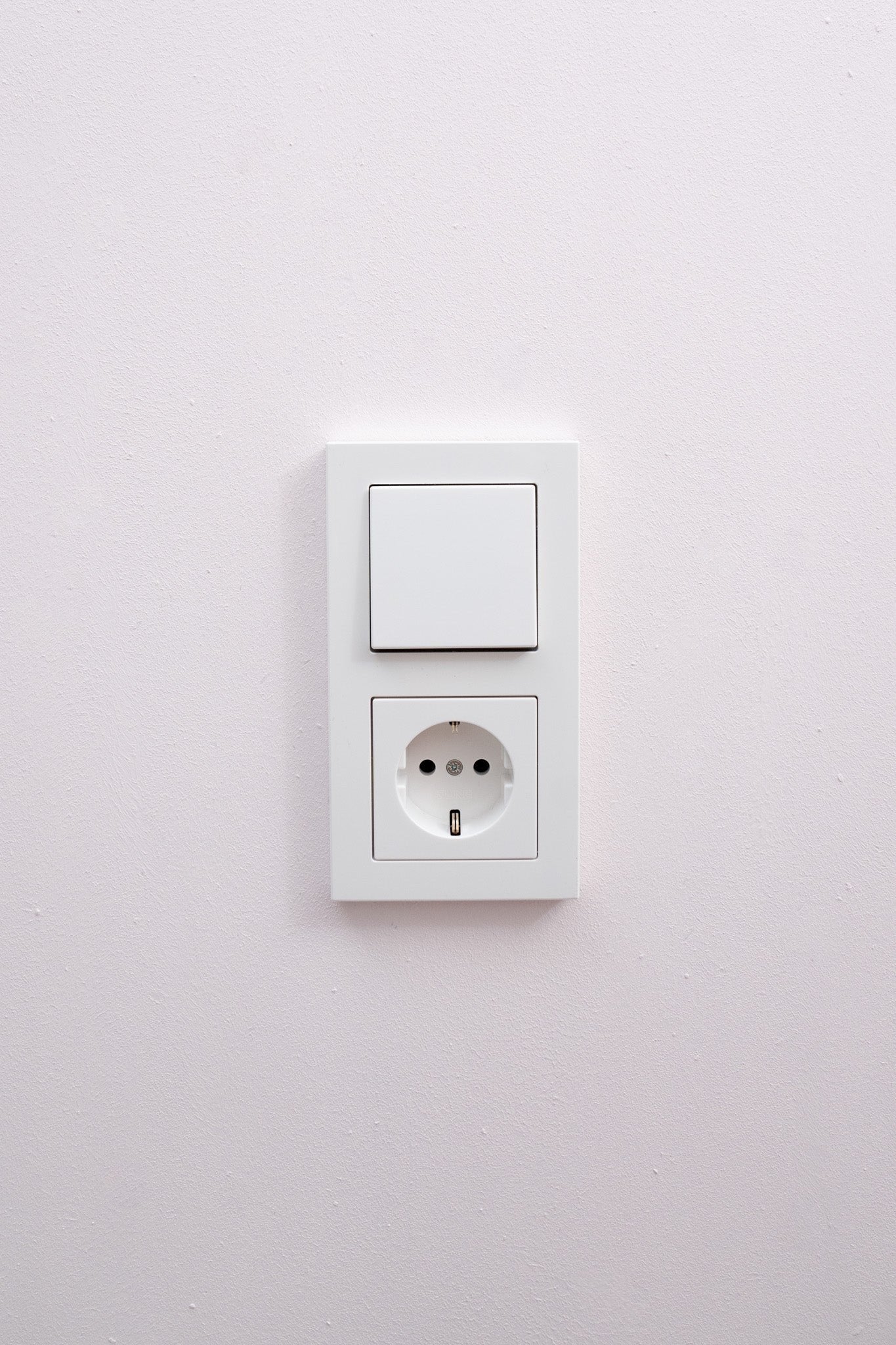JUNG-Weiß-Glänzend-A550-Standard, Uncategorized, Anders Smart