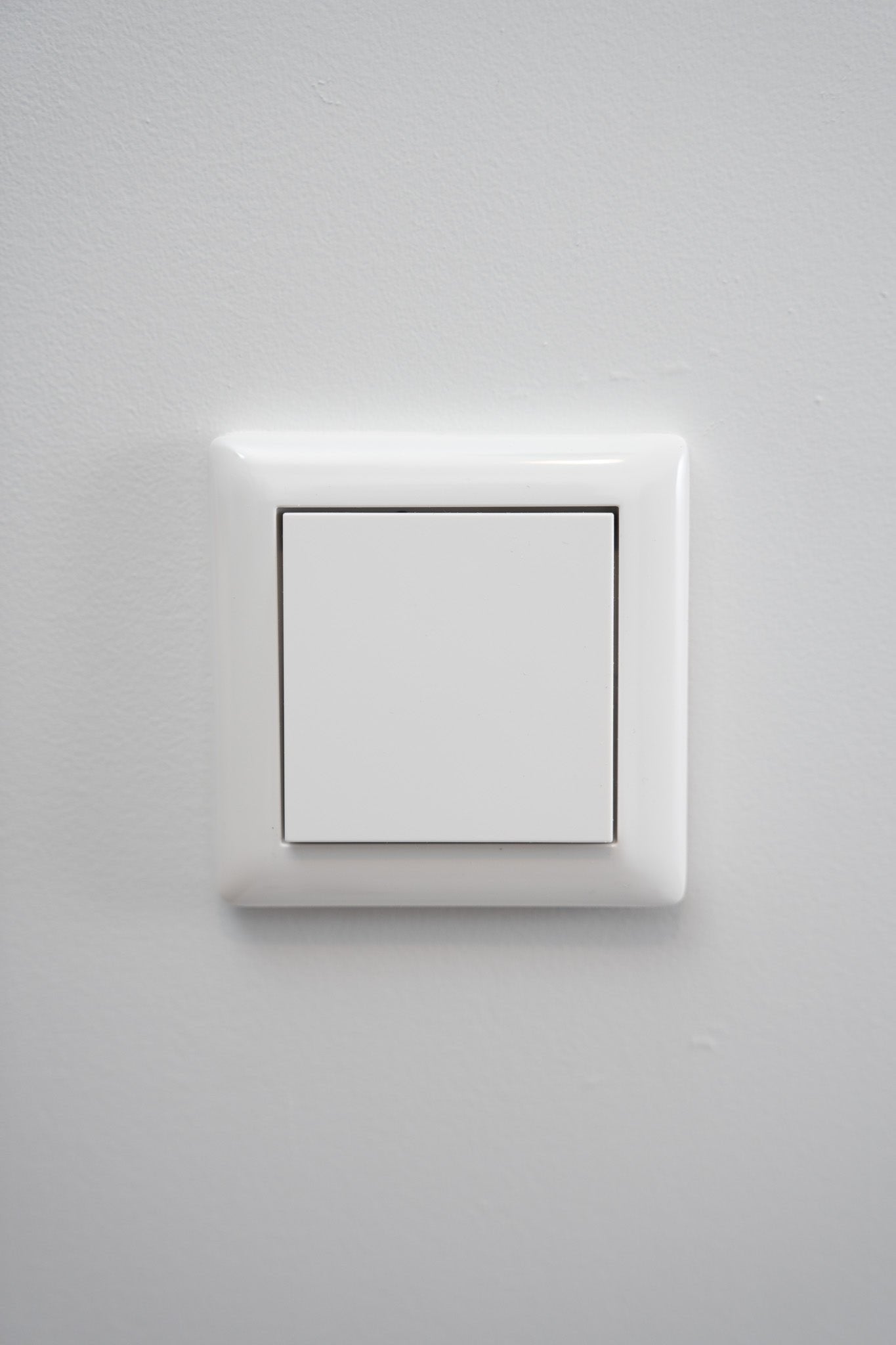 Gira-Weiß-Glänzend-S55-Standard, Uncategorized, Anders Smart