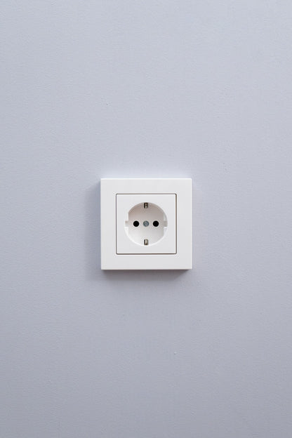 JUNG-Weiß-Glänzend-A550-Standard, Uncategorized, Anders Smart