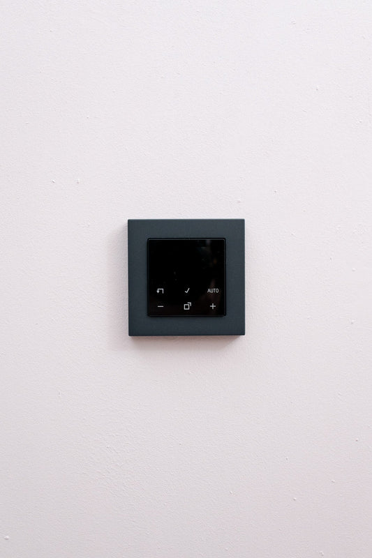 RTF-Digital-JUNG-Anthrazit-Matt-A550, Uncategorized, Anders Smart