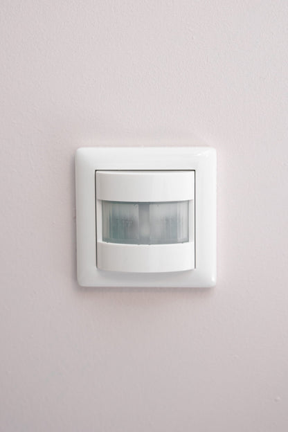 Gira-Weiß-Glänzend-S55-Komfort, Uncategorized, Anders Smart